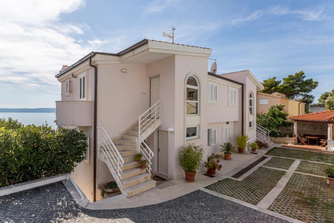 Holiday Home Lola, Sea On A Palm! Heated Pool Trogir Extérieur photo
